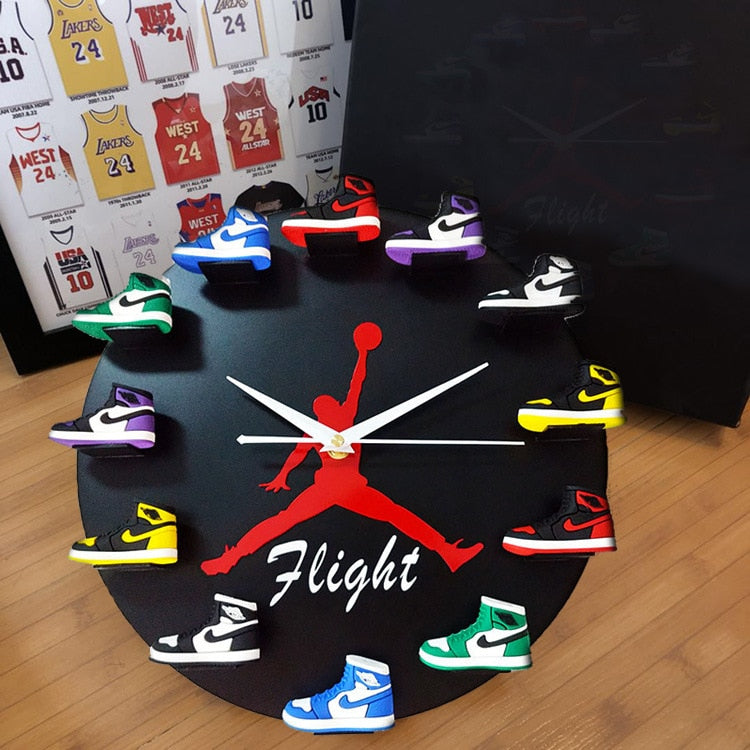 12-inch Creative Sneaker Clock Flight Wall Clock 3D Three-dimensional Shoe Model, A Variety of Styles To Match