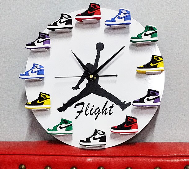 12-inch Creative Sneaker Clock Flight Wall Clock 3D Three-dimensional Shoe Model, A Variety of Styles To Match