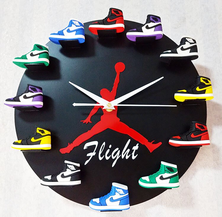 12-inch Creative Sneaker Clock Flight Wall Clock 3D Three-dimensional Shoe Model, A Variety of Styles To Match